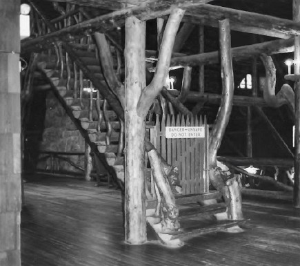 staircases are closed above the third floor in the lobby