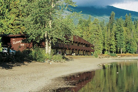 lakeside facade of the village inn at apgar